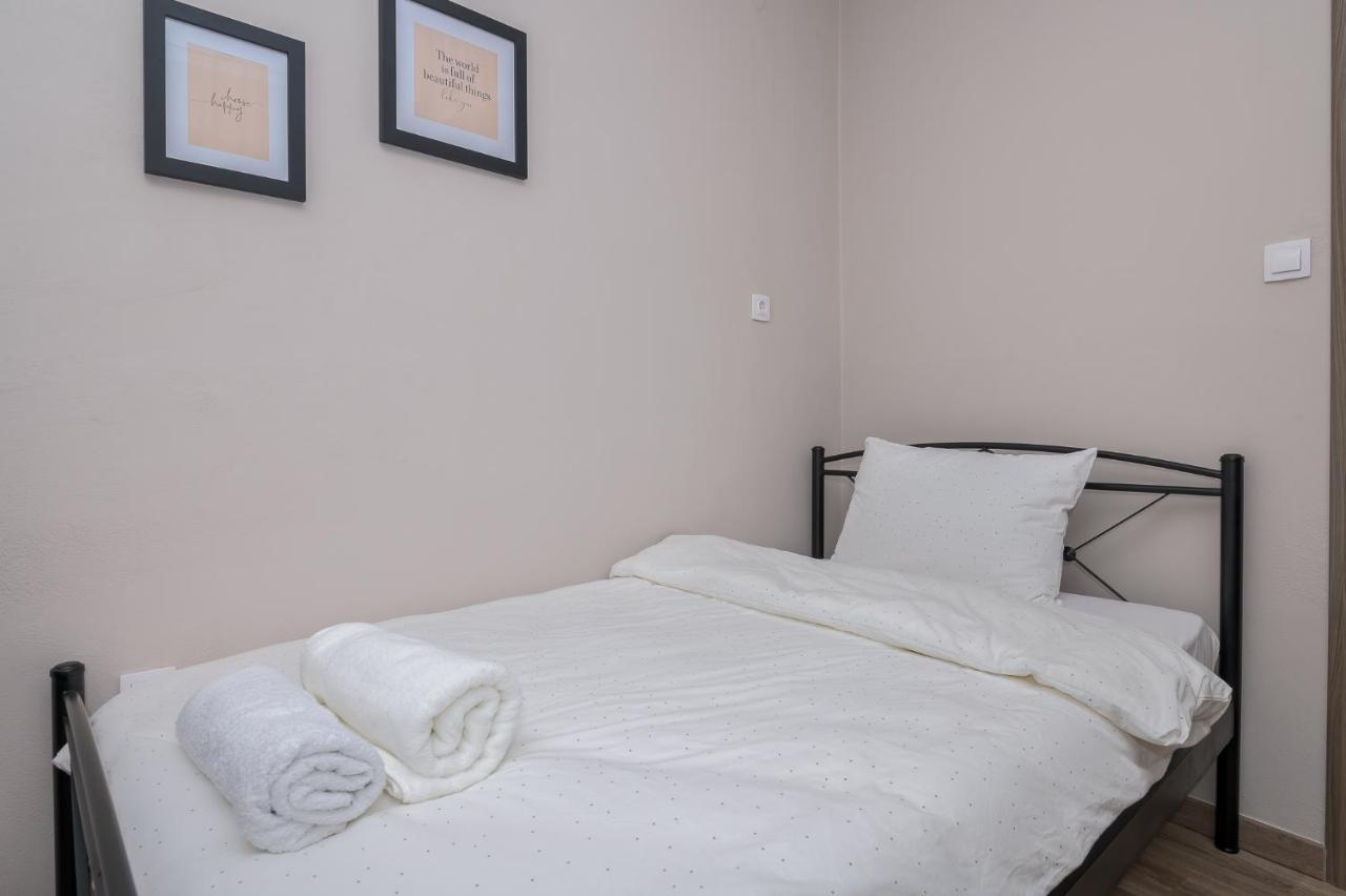 Deluxe Central 2 Bdr Apartment Alexandroupoli Eksteriør billede